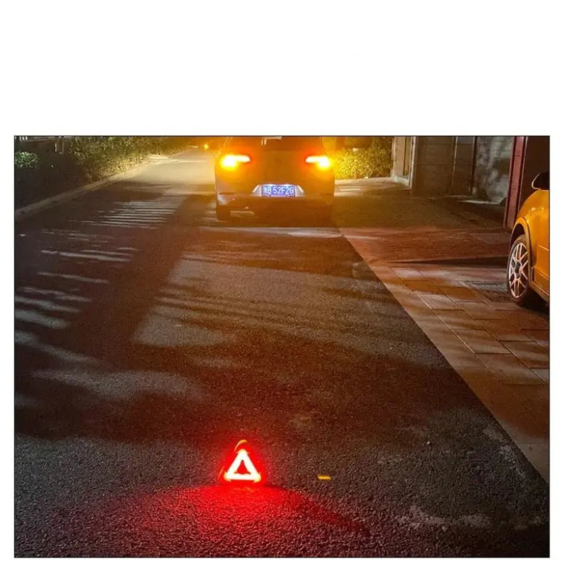 Feu de signalisation solaire triangulaire 3 en 1 pour véhicules